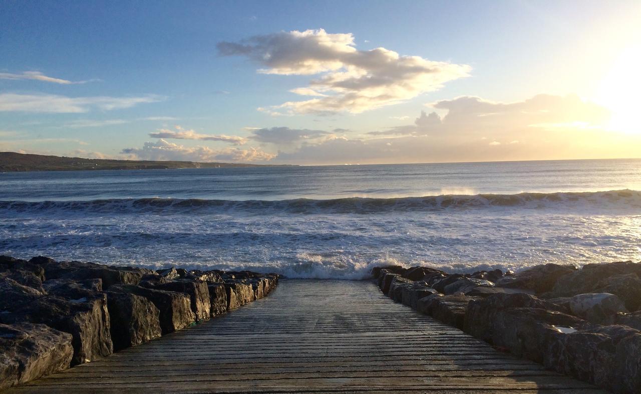 Lehinch Lodge Lahinch Eksteriør bilde